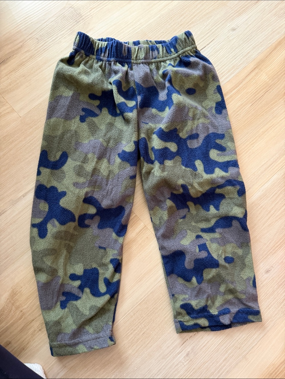 The Children's Place Boys' Green Camouflage Fleece Pajama Pants